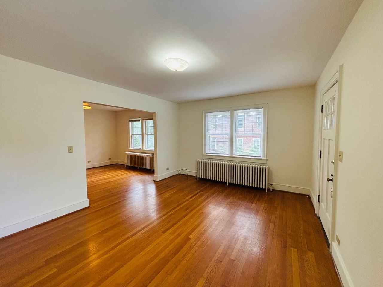 606 Preston Ave - Photo 2 of 19