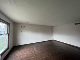 401 W Jackson St - Photo 1 of 1