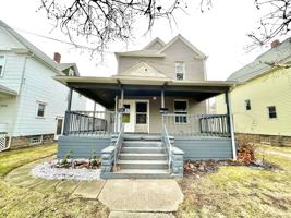 featured image of 1230 W 5th St