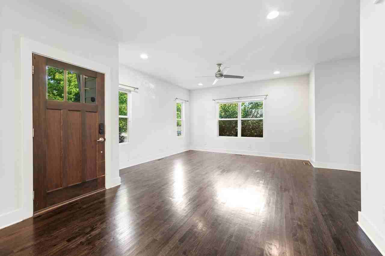 217 N 9th St - Photo 6 of 38