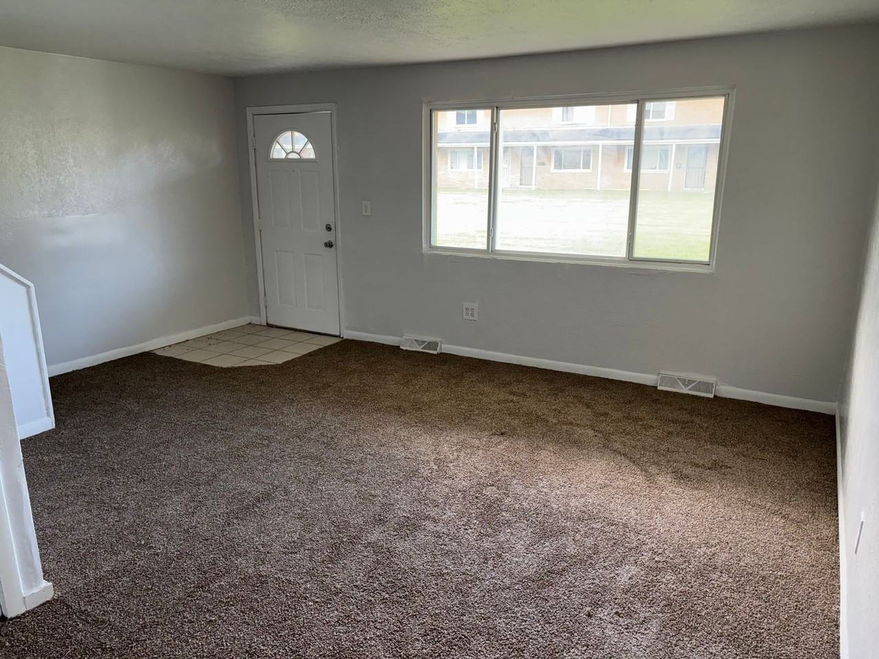 4871 Banbury Ct #D23 - Photo 3 of 15