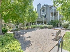 featured image of 41 Grandview St #102