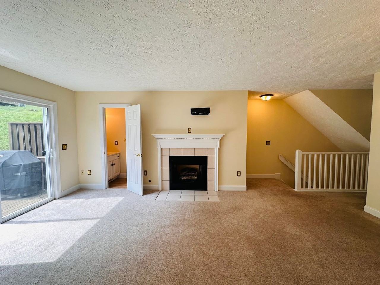 1310 Orange Leaf Ct - Photo 2 of 12