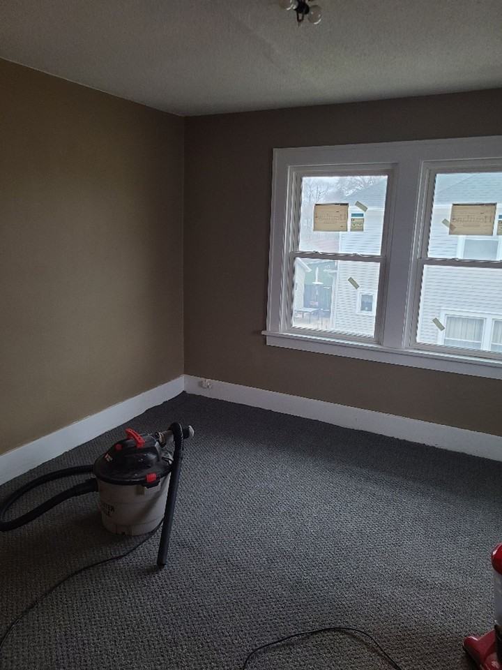 102 W Arlington St #3 - Photo 5 of 28