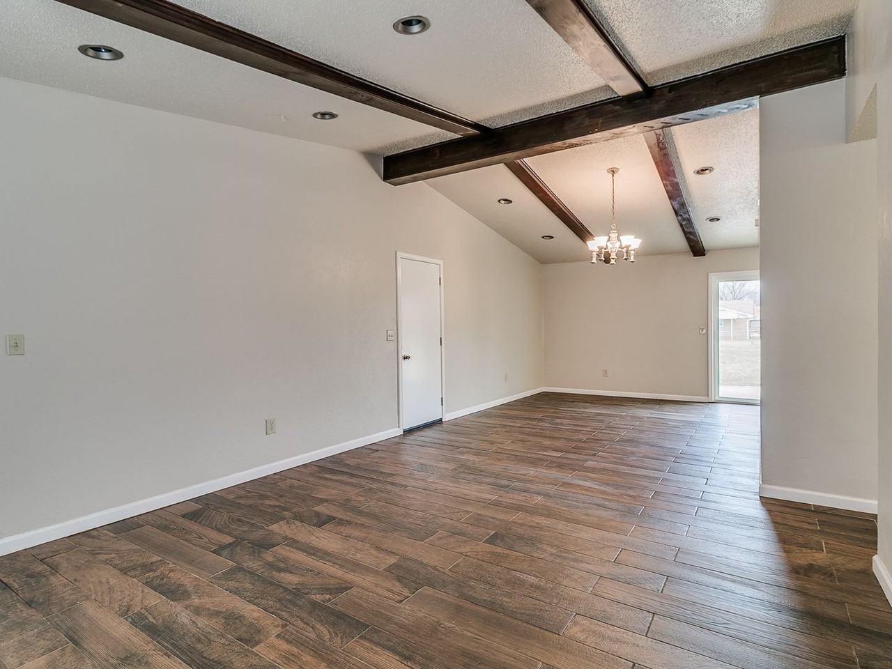 701 Sw 71st St - Photo 2 of 38