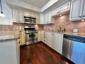 233 N Meldrum St #B2 - Photo 1 of 1
