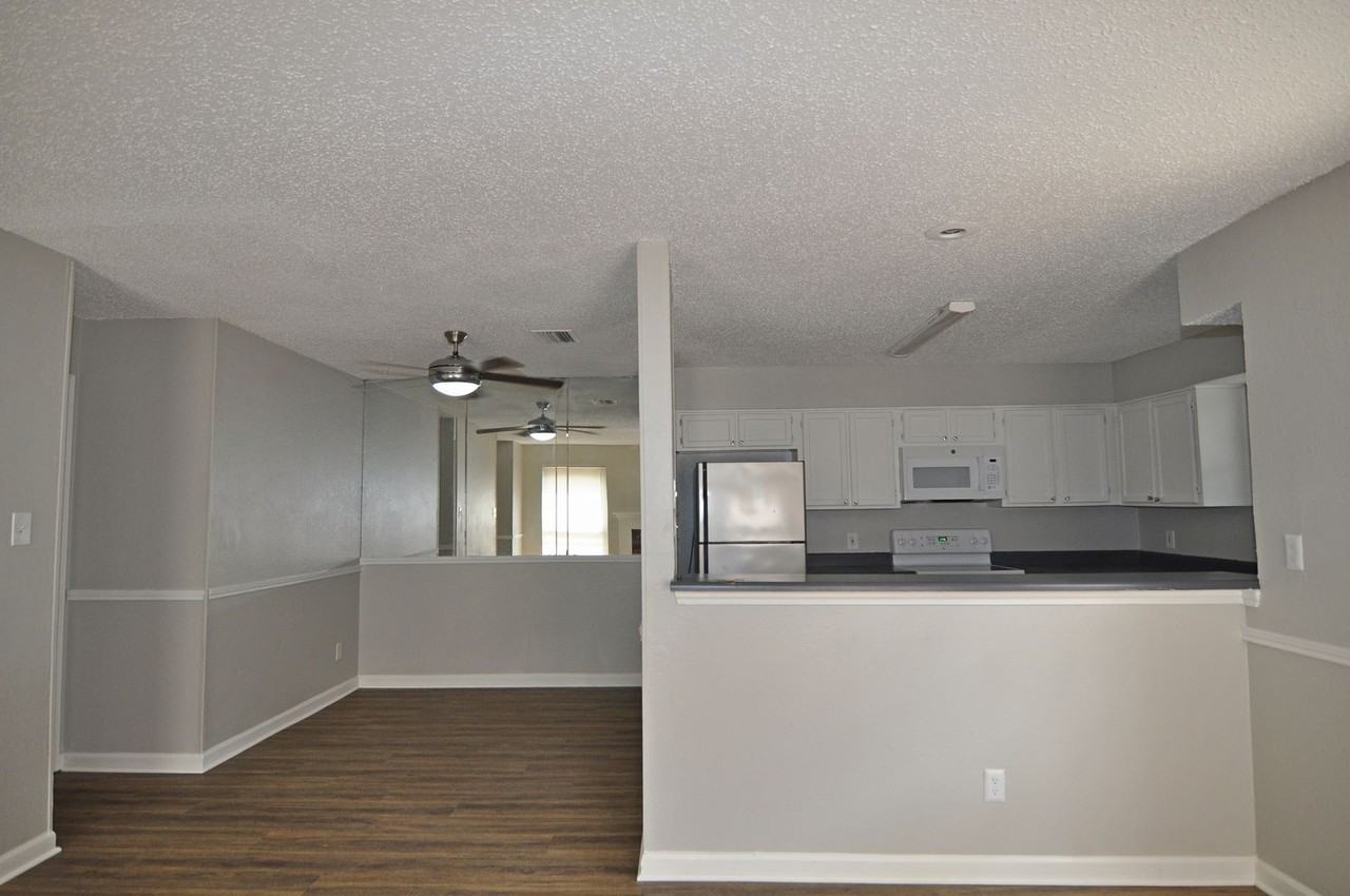 2612 San Sabastian Cir - Photo 6 of 19