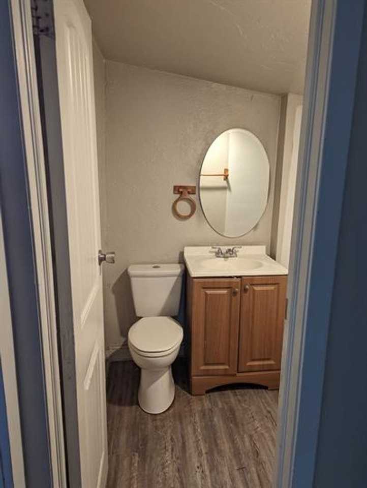 2535 Sw 30th St - Photo 2 of 11