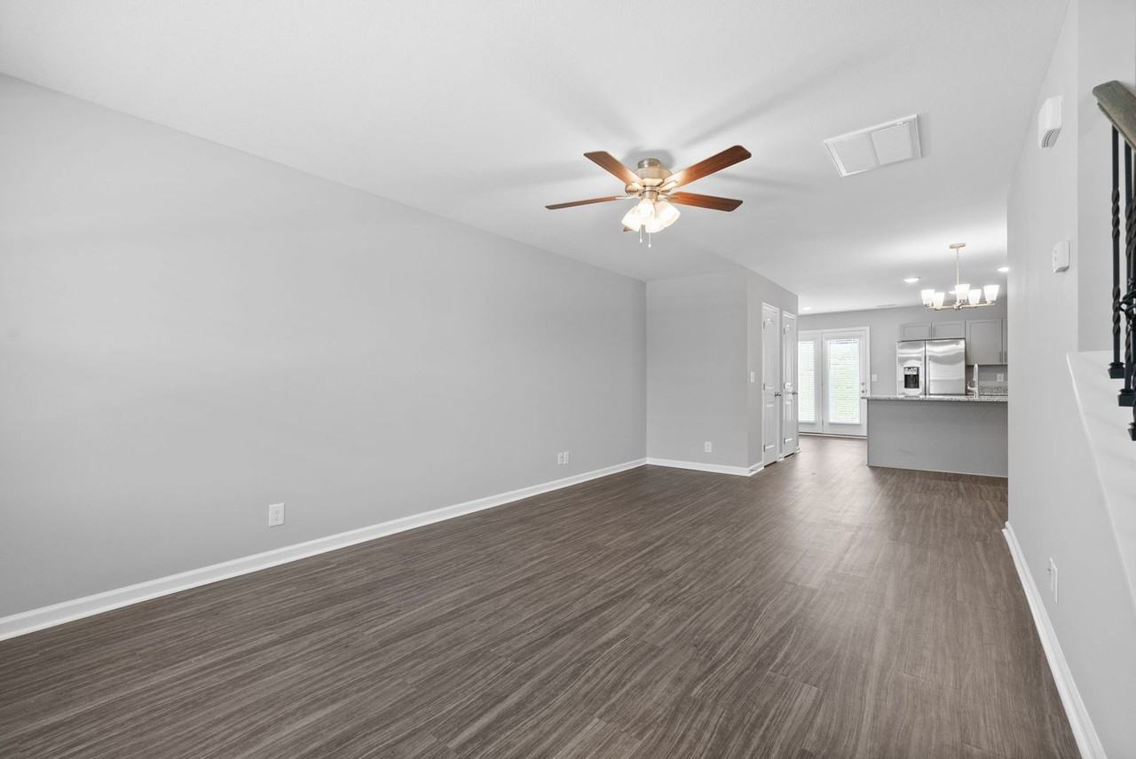 123 Davis Ridge Ln - Photo 3 of 22