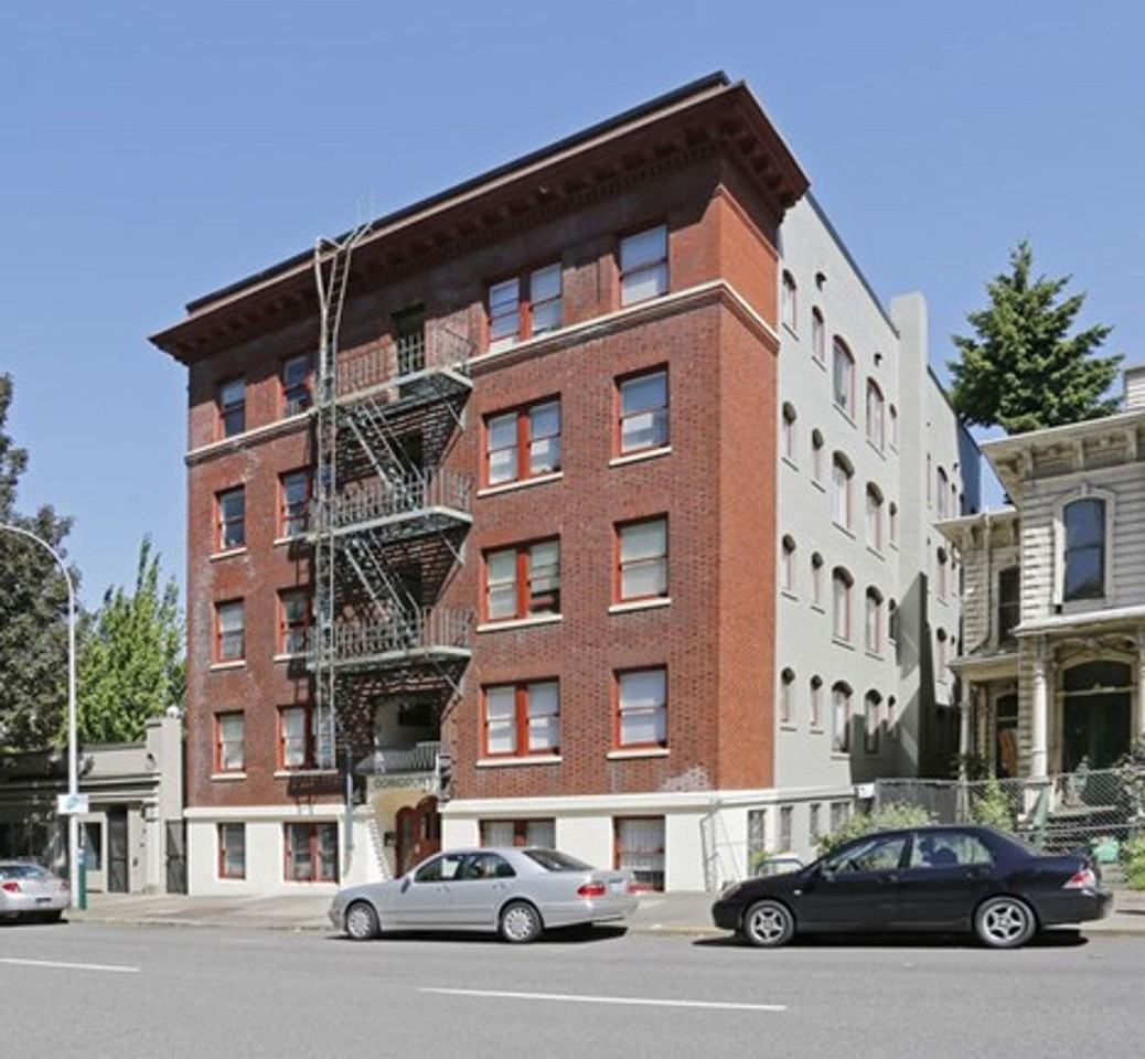 1126 SW 12th Avenue - Photo 6 of 13
