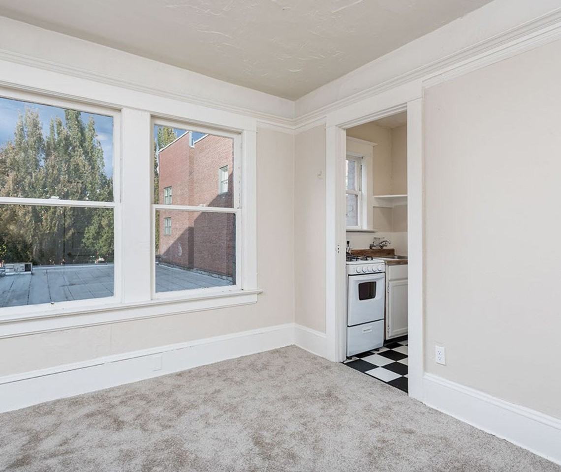 1126 SW 12th Avenue - Photo 2 of 20