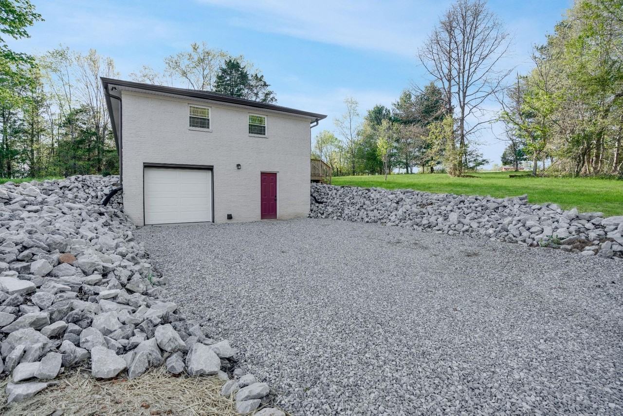 1675 Charlie Rd - Photo 2 of 26