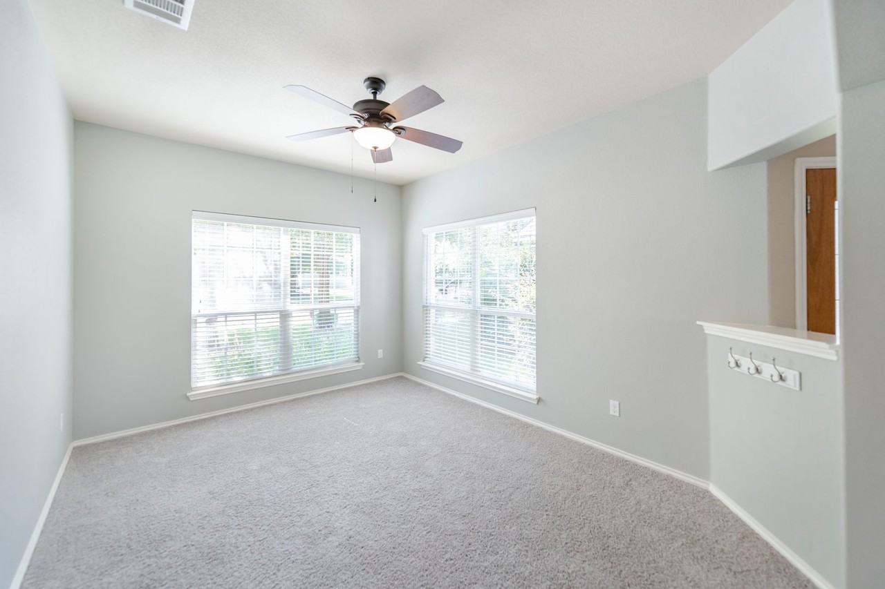 11221 Old Quarry Rd - Photo 2 of 18