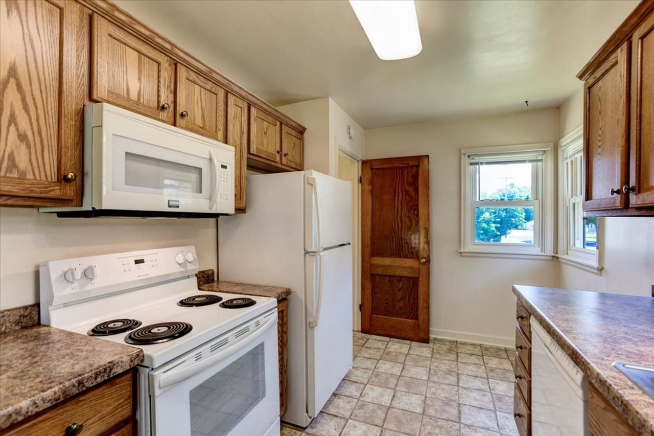 1720 8th St E - Photo 2 of 14