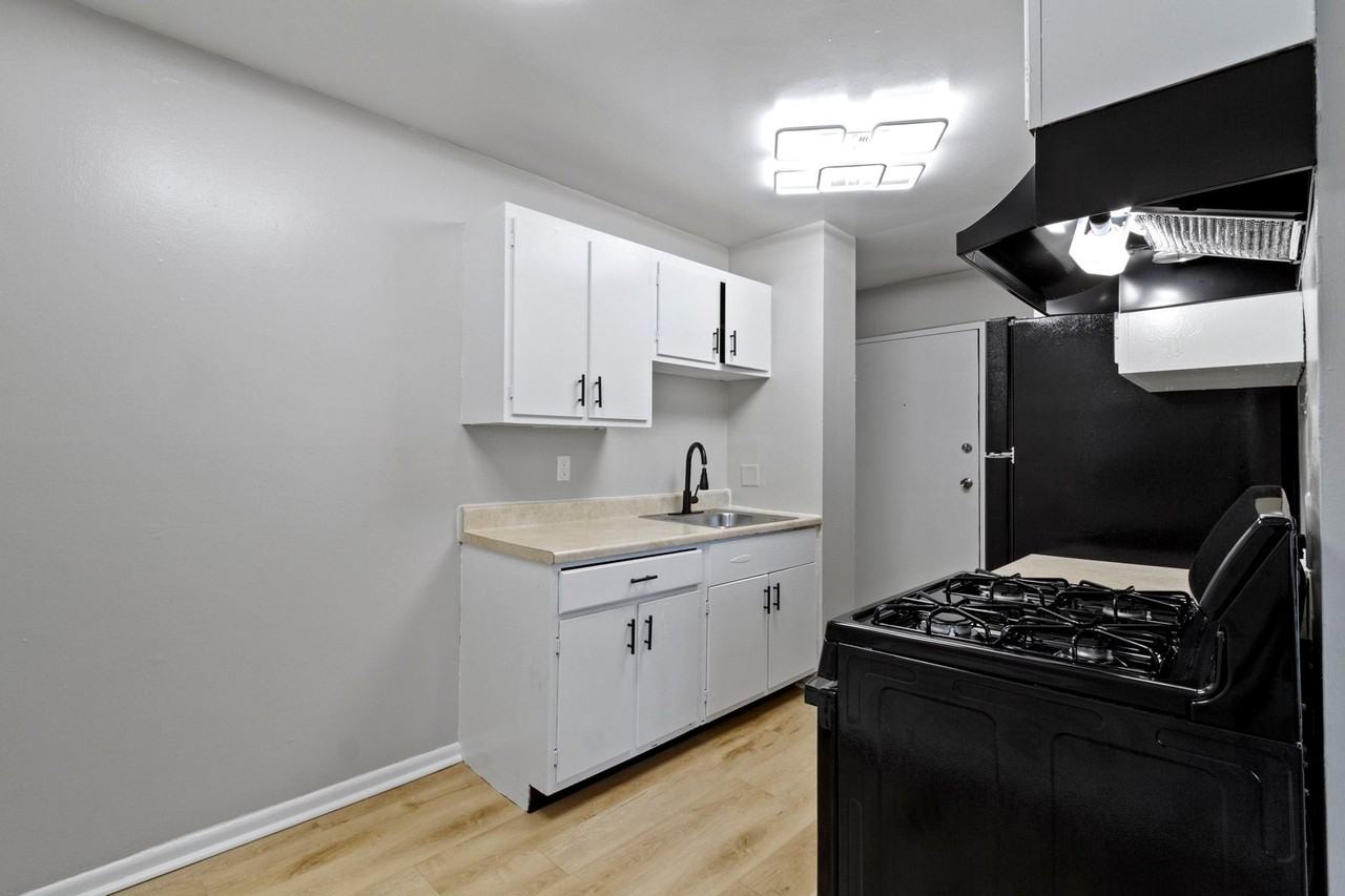 The Courts Apartment Homes - Photo 4 of 36