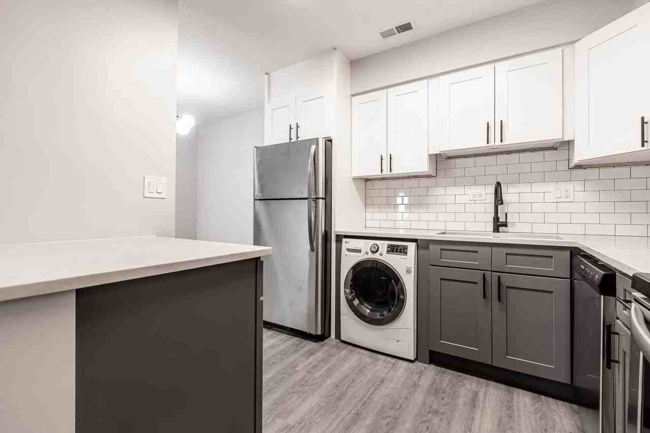 Grand Park - Photo 2 of 30