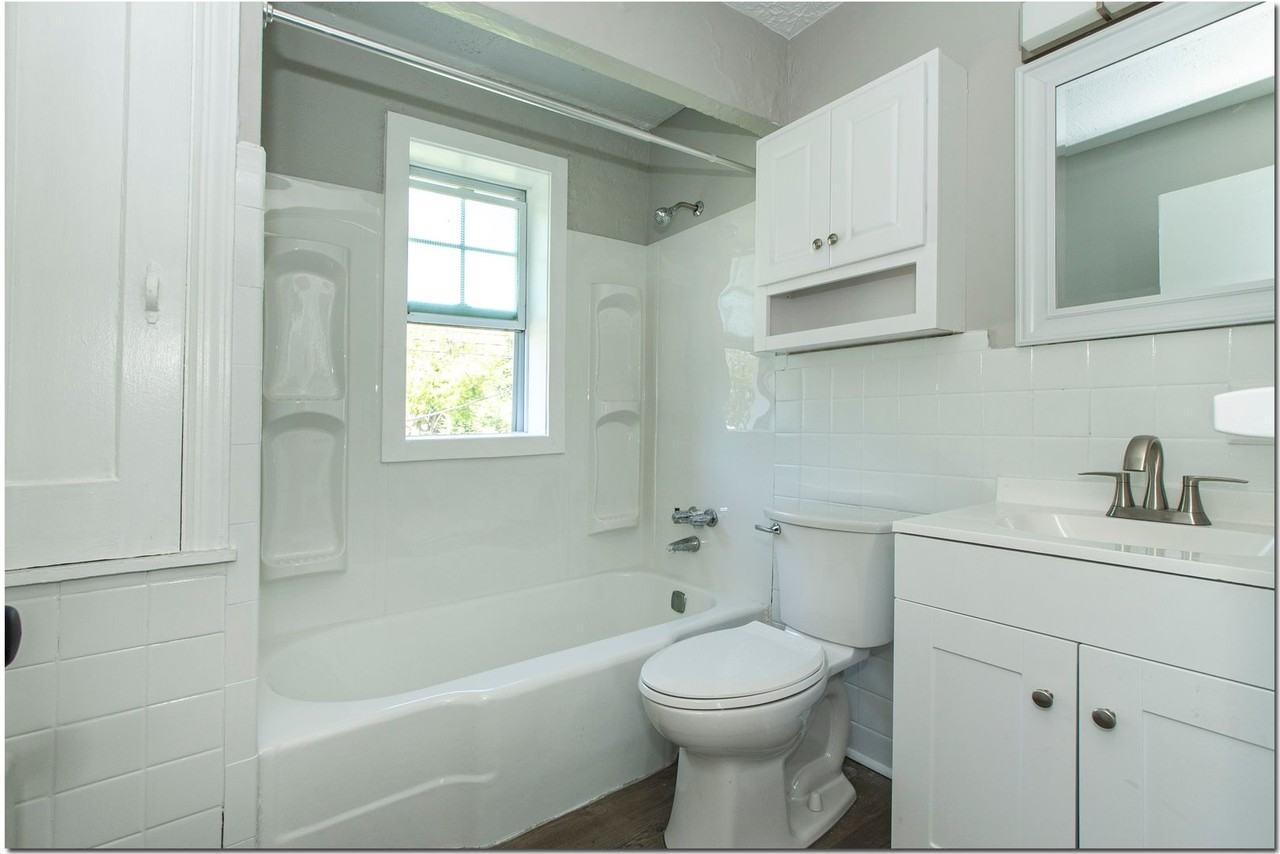 4027 Rocky River Dr. - Photo 7 of 12