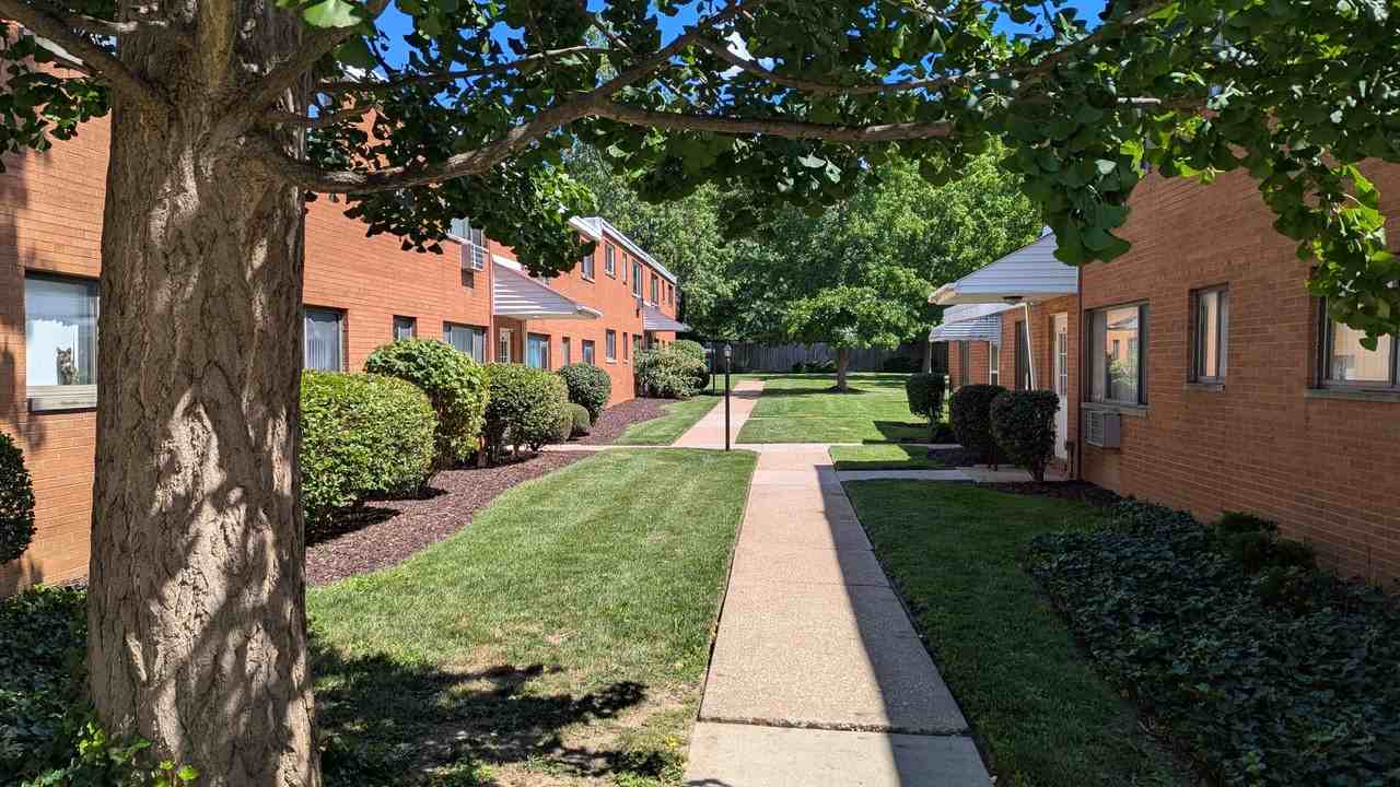 4015 Rocky River Dr. - Photo 2 of 17