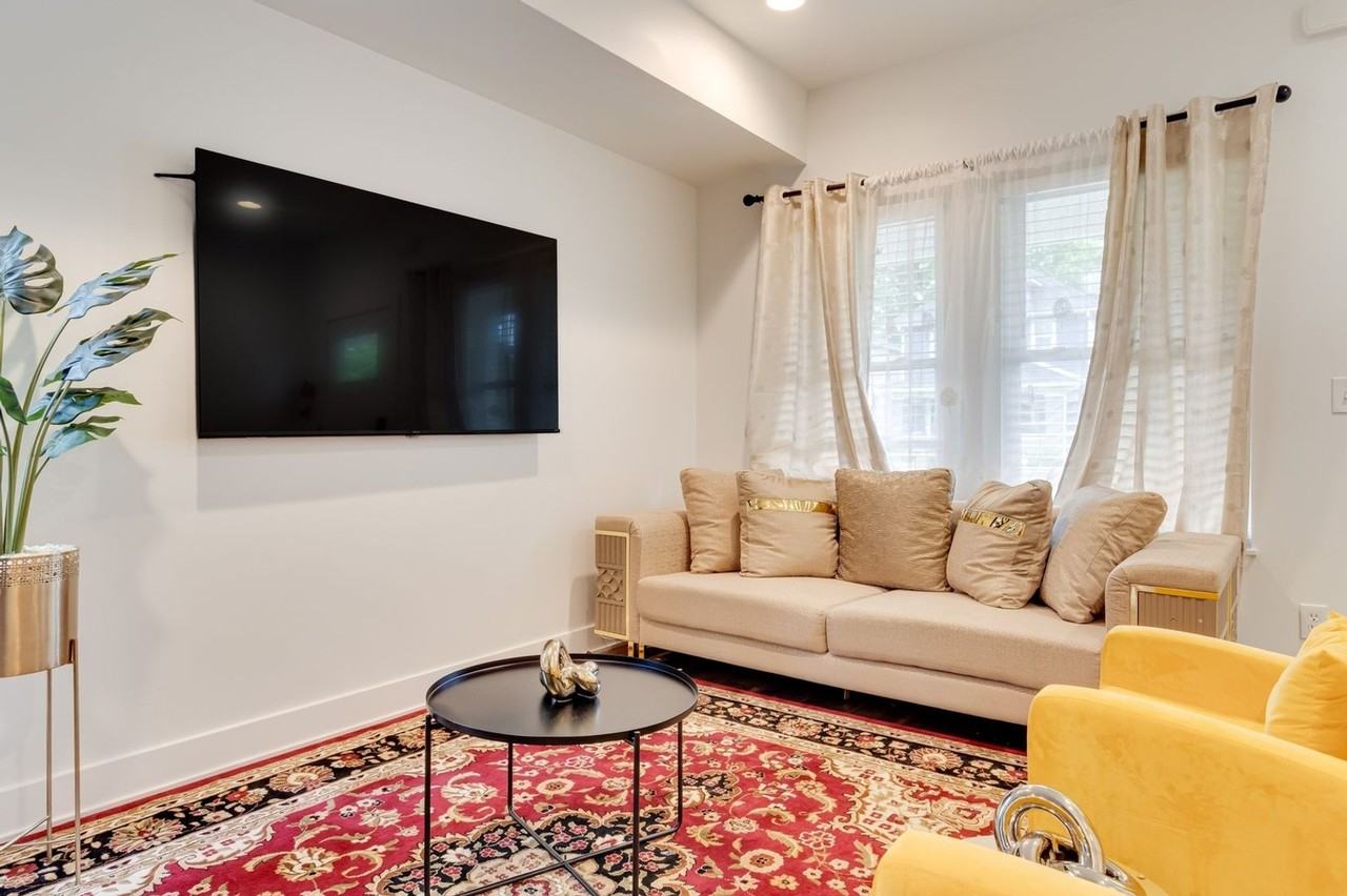 2941 N Park Ave - Photo 4 of 23