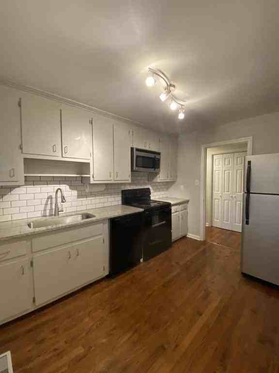 2418 Stevens Rd - Photo 2 of 21