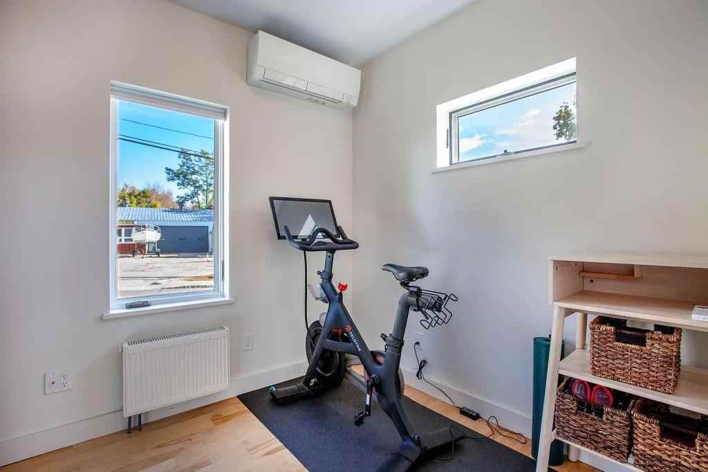 24 Main Street - Photo 5 of 38