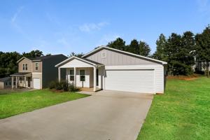 featured image of 173 Queens Cir