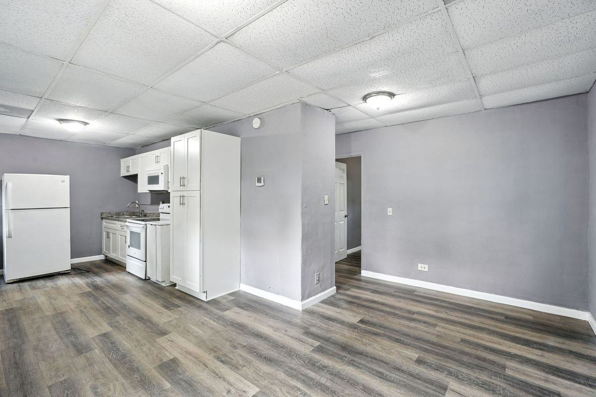 1527 Langston Ave Sw ##B - Photo 4 of 15