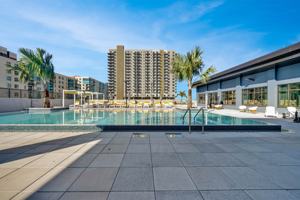 featured image of 1250 E Madison St