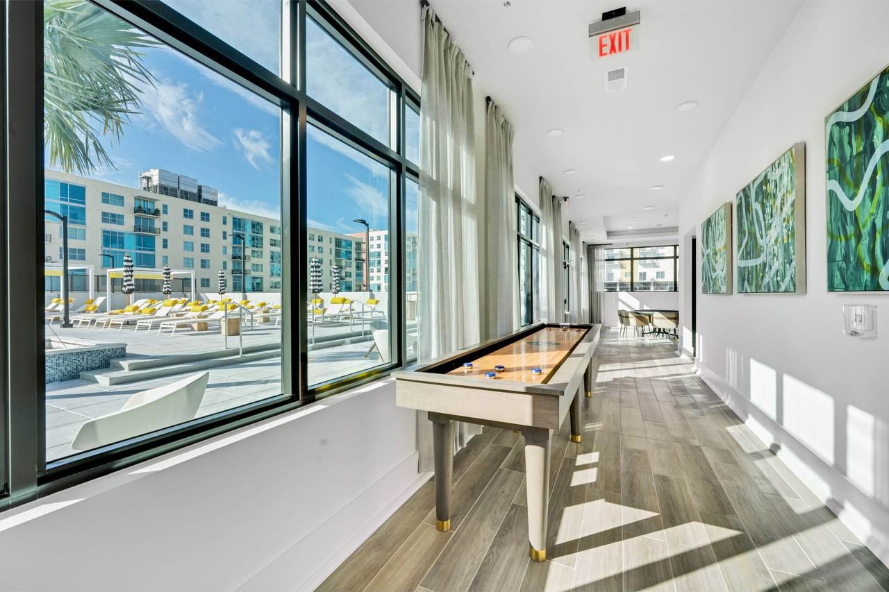 Inscription Channel District - Photo 2 of 31