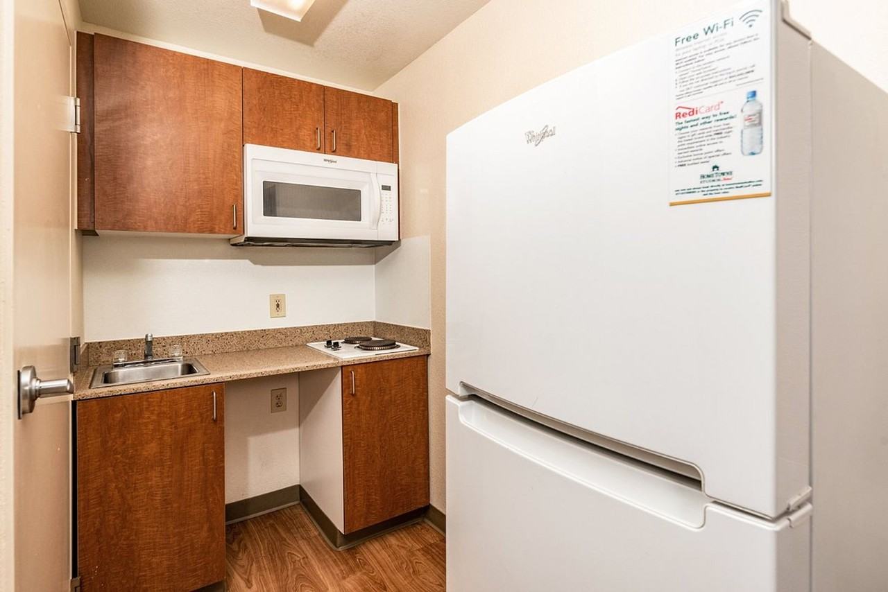 HOME TOWNE STUDIOS - Photo 3 of 28