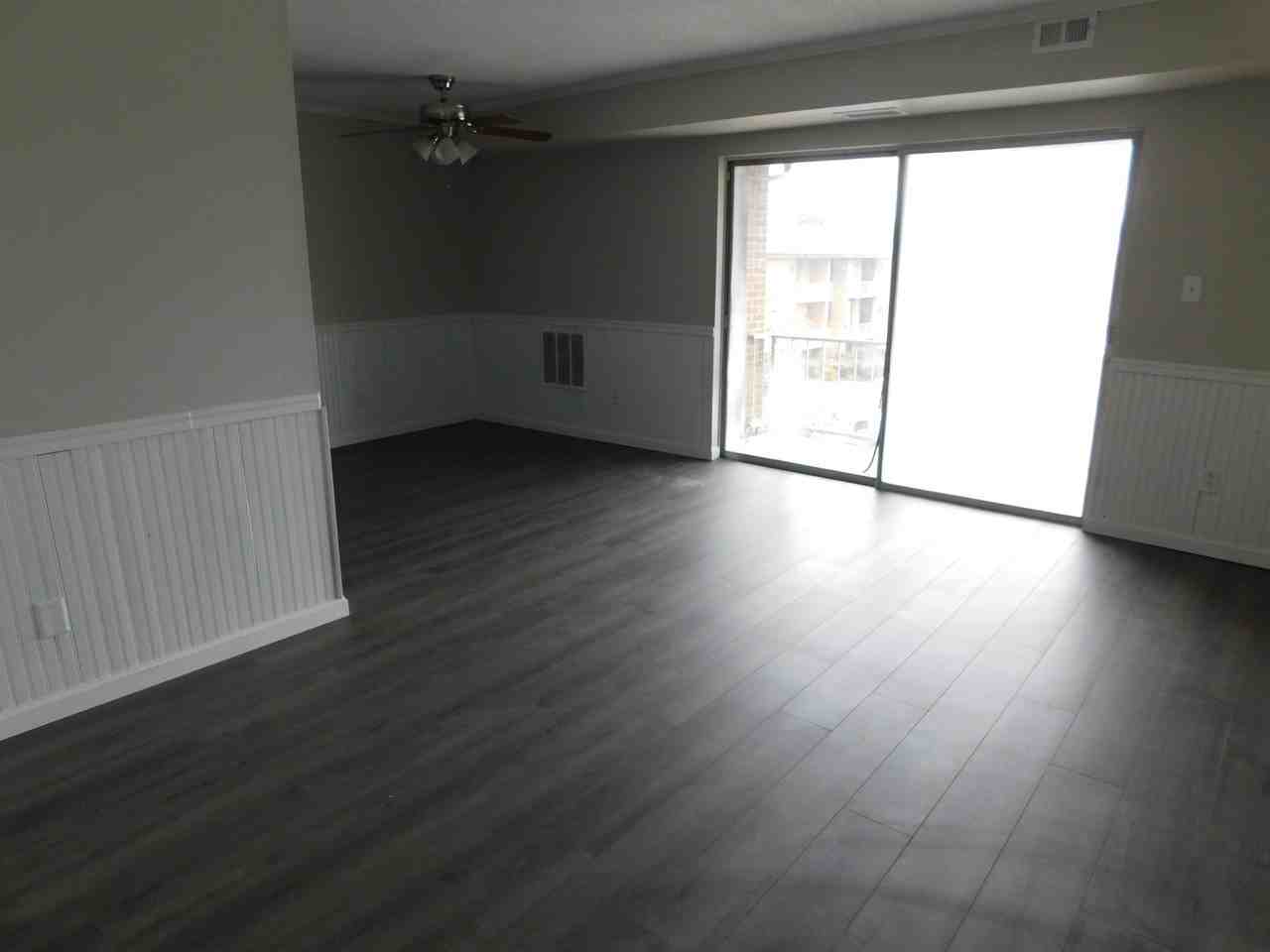 1028 Adams Ave #1 - Photo 6 of 9