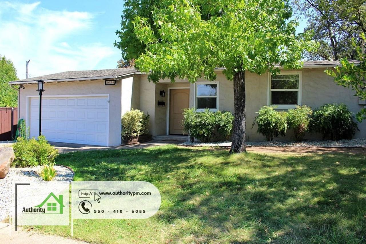 2651 Foothill Blvd - Photo 2 of 32