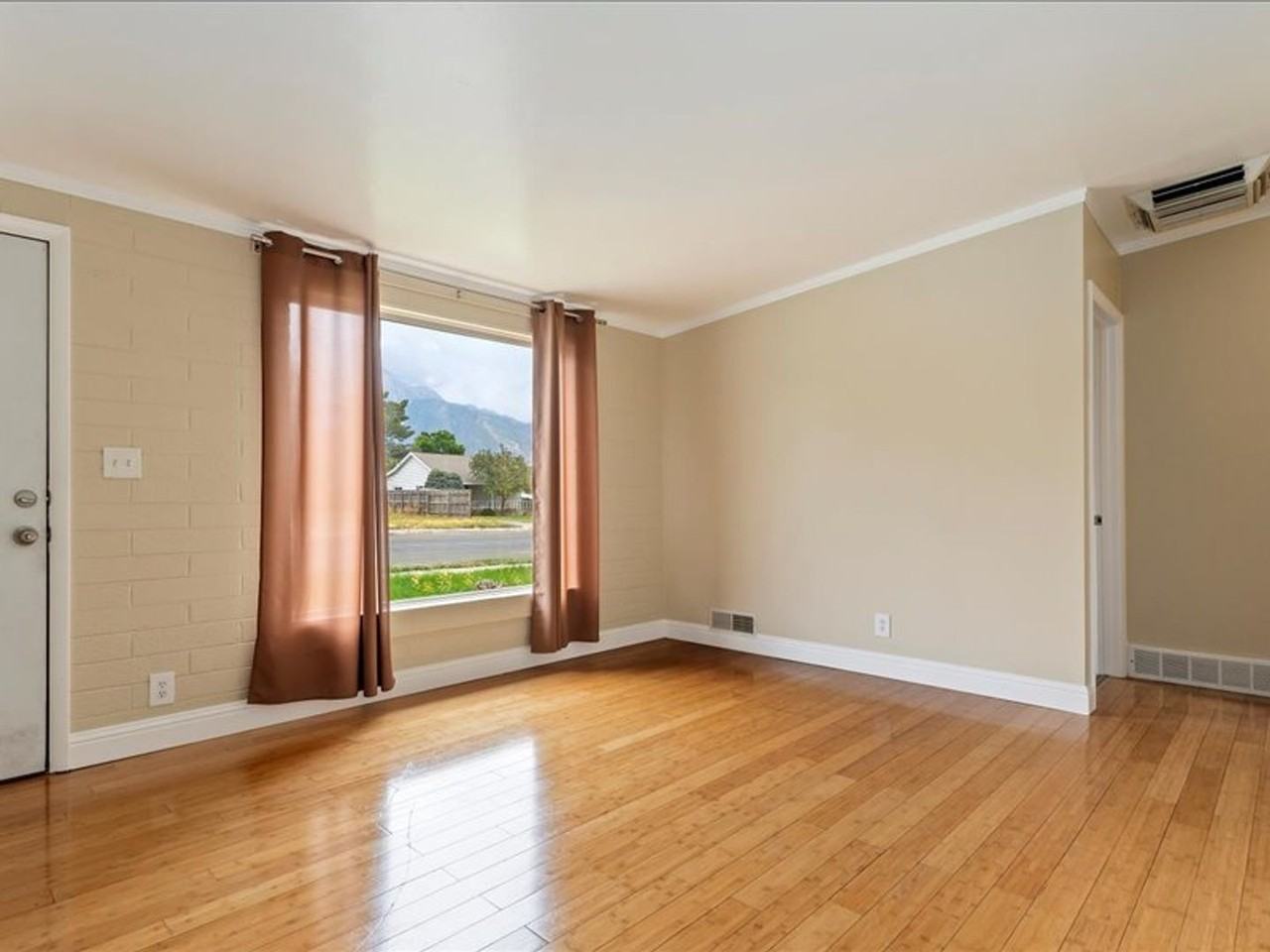 3780 S 1300 E - Photo 3 of 21