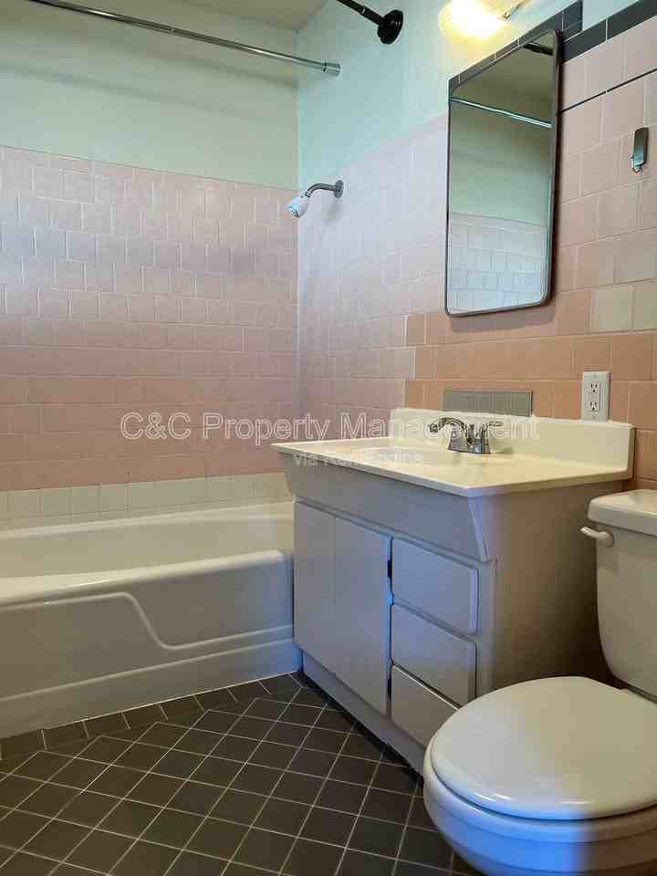 21724 E Cliff Dr #1 - Photo 6 of 7