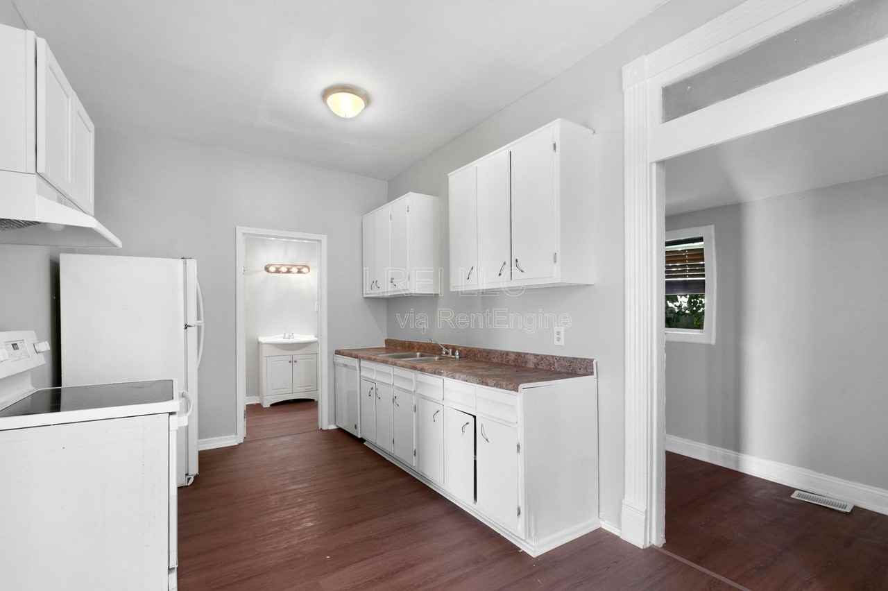 2617 Slevin St - Photo 4 of 14