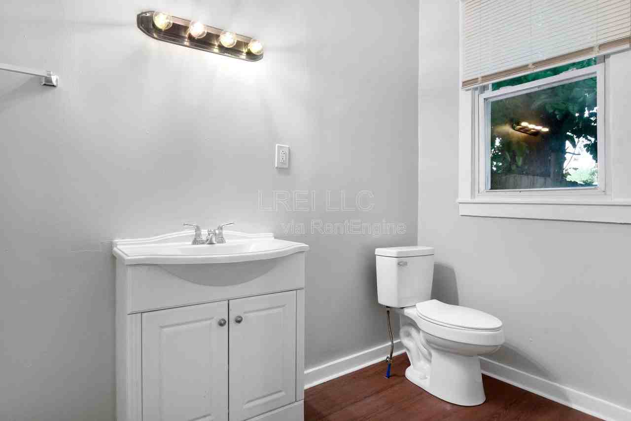 2617 Slevin St - Photo 6 of 14