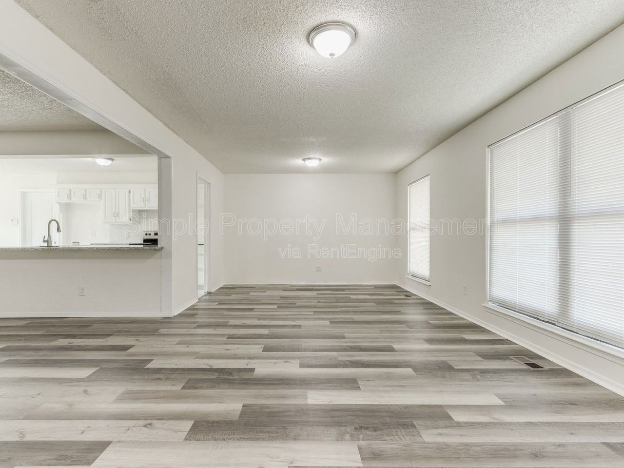 704 Pepperdine Ave - Photo 4 of 30