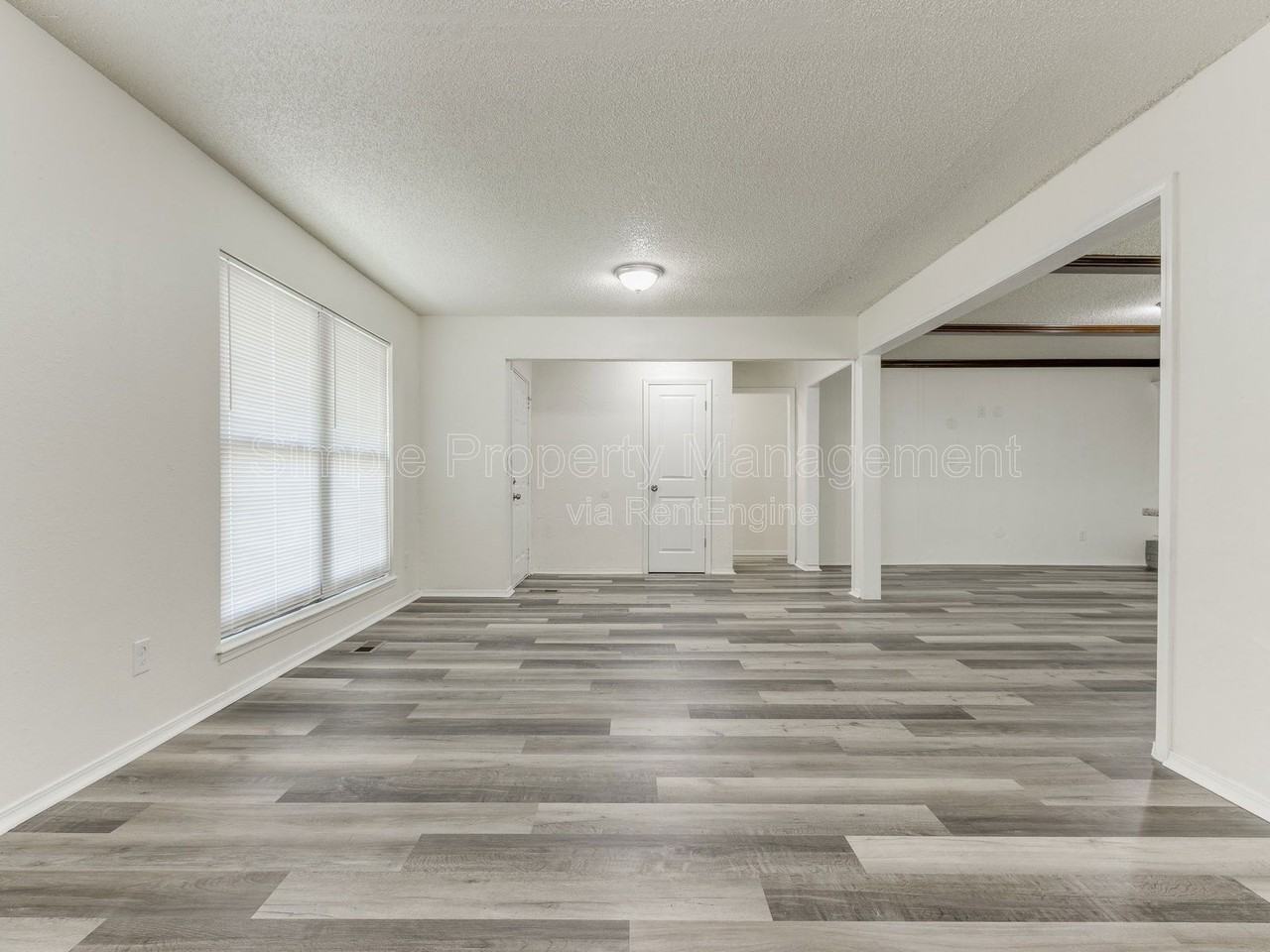 704 Pepperdine Ave - Photo 6 of 30