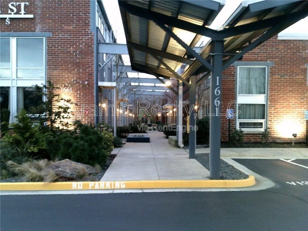 1661 La France St Ne #426-1 - Photo 2 of 23