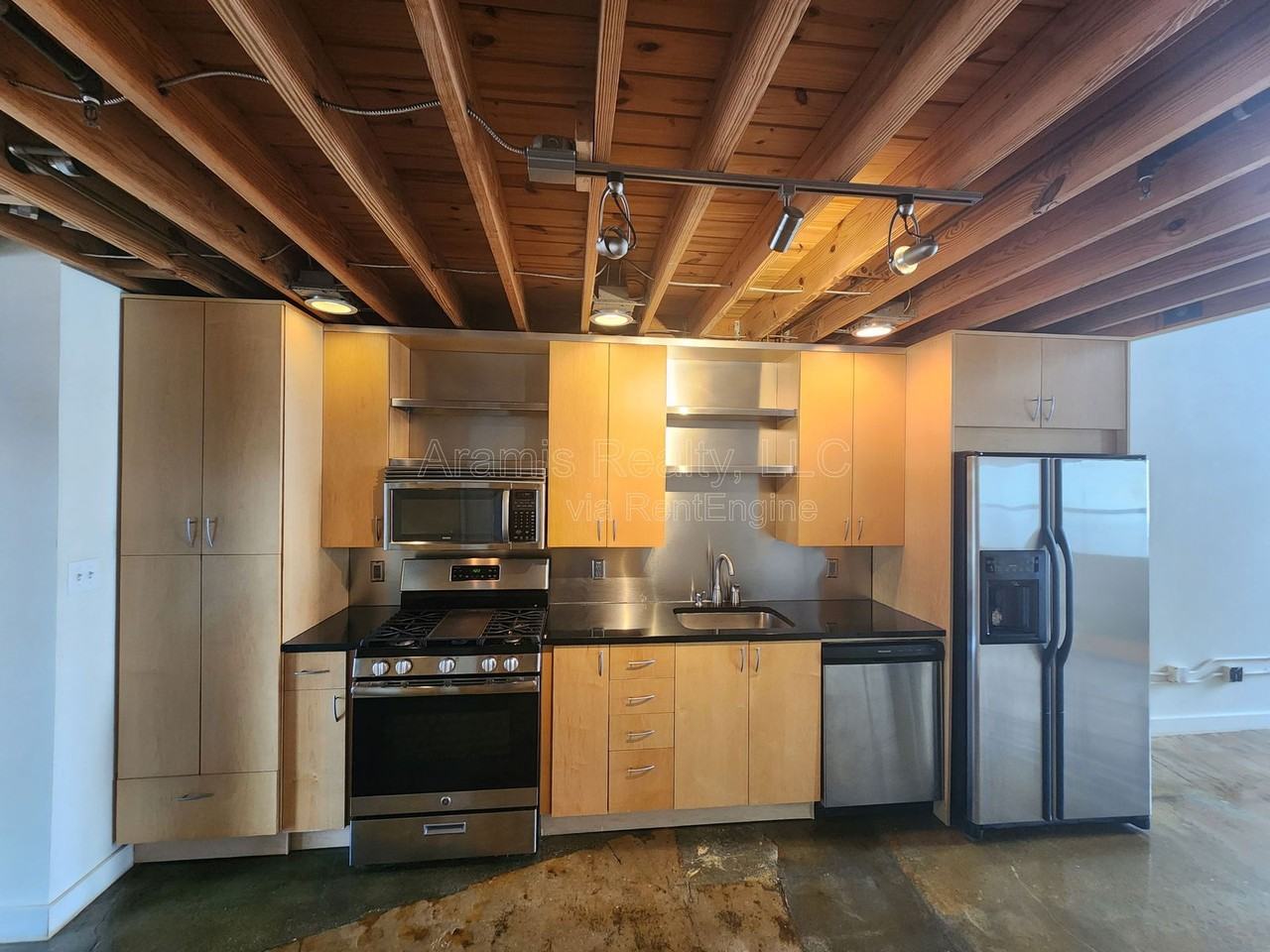 1661 La France St Ne #426-1 - Photo 6 of 23