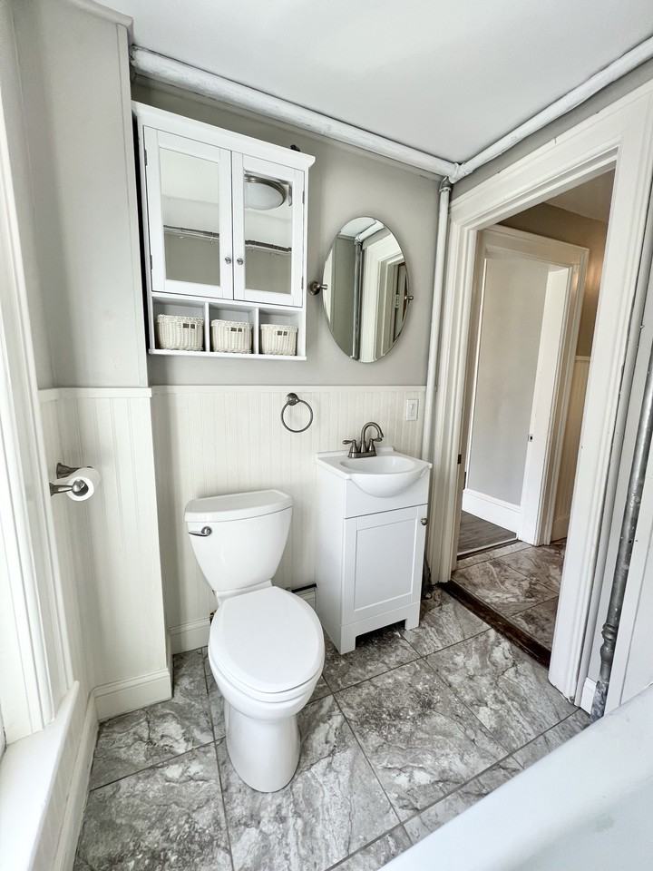 2 Highland Ave #4B - Photo 5 of 12