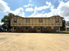 4808 Rainbow Circle - Photo 1 of 1