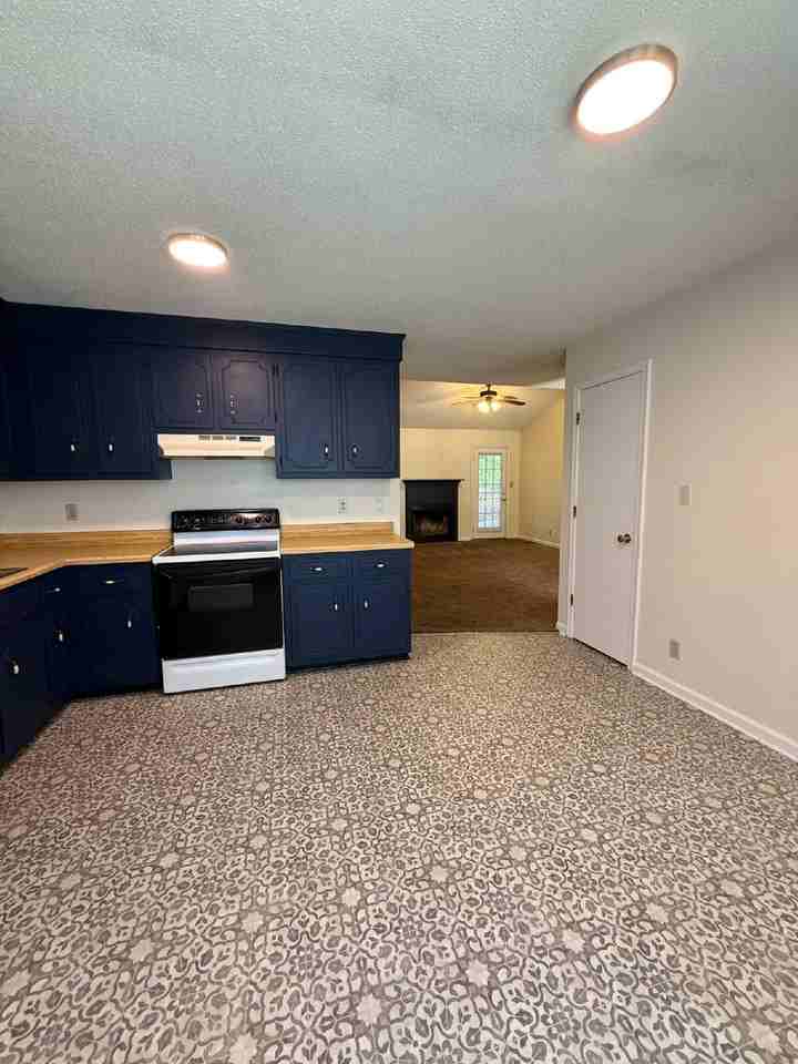200 Mill Creek Rd - Photo 4 of 21