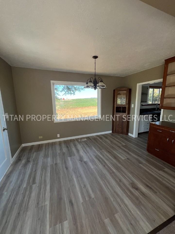 27960 S Beavercreek Rd - Photo 3 of 16