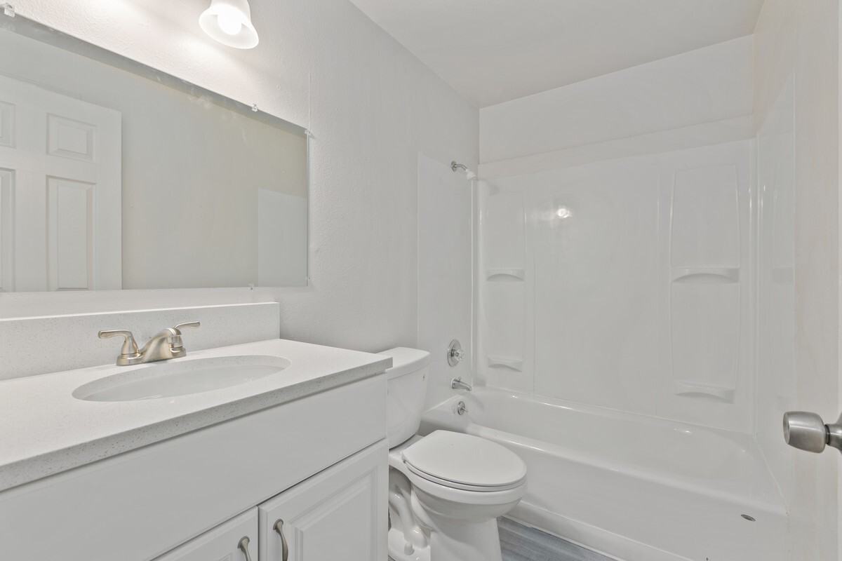 1209 Euclid Ave #4 - Photo 3 of 9
