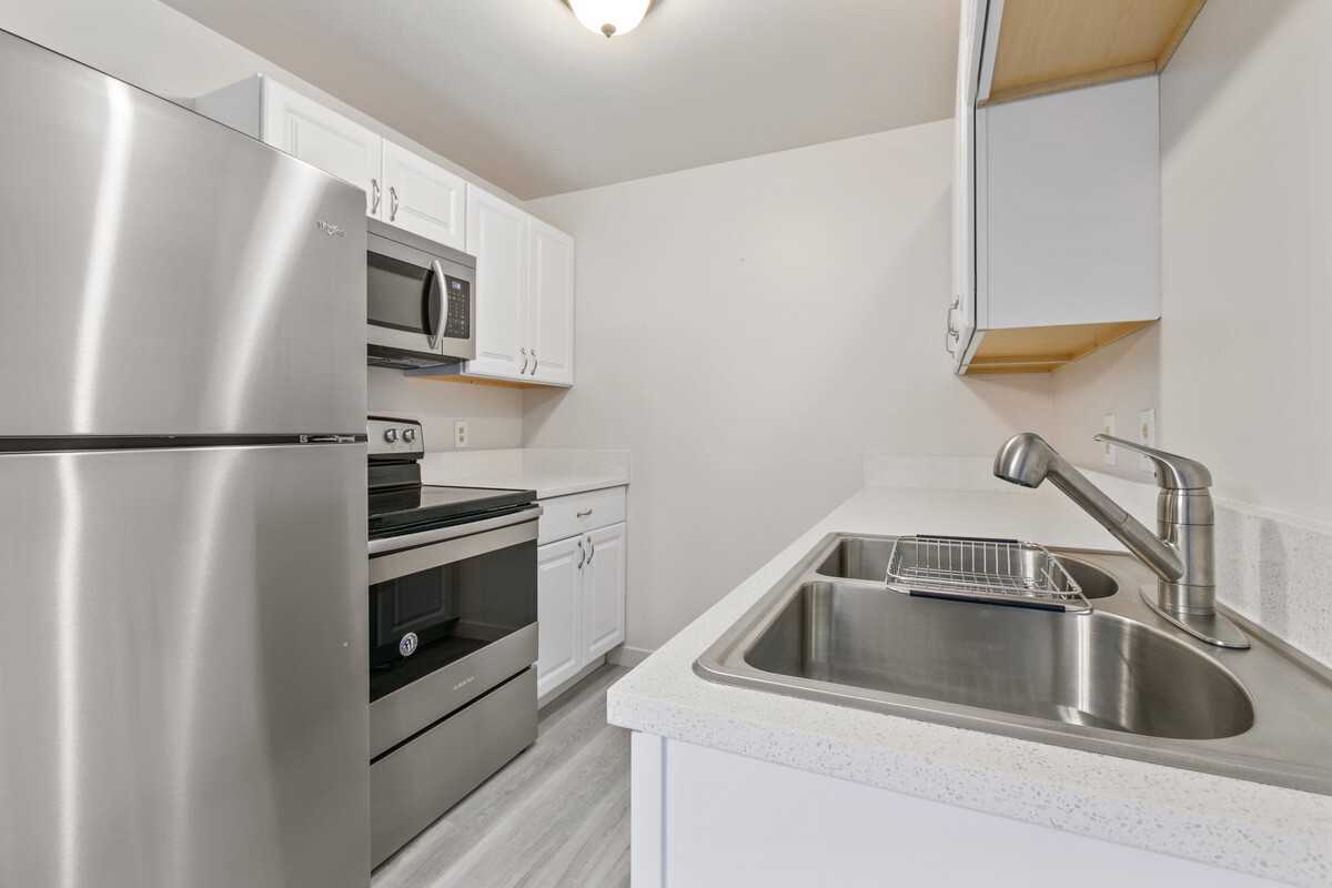 1209 Euclid Ave #4 - Photo 6 of 9