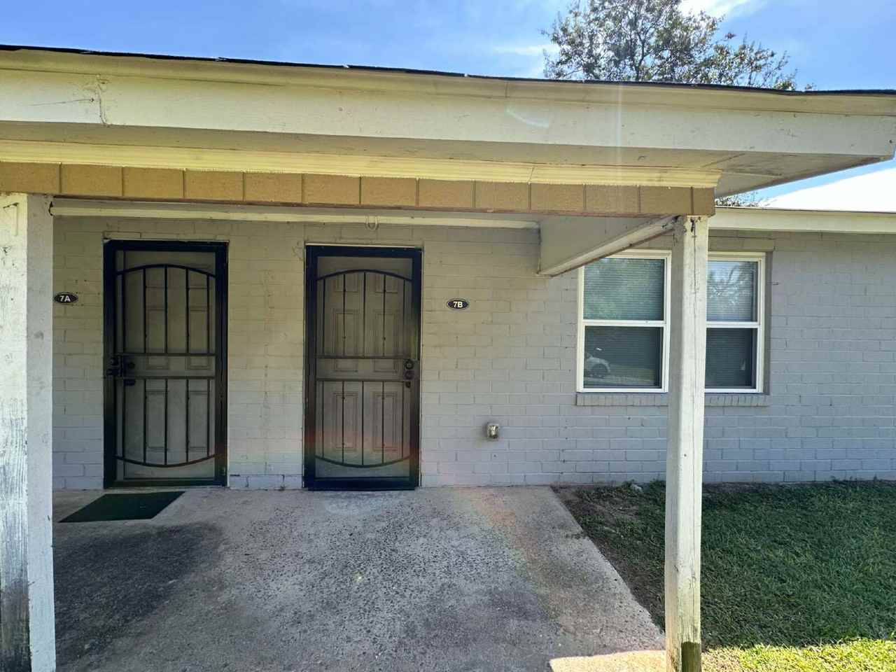 510 Woodard Ave Apt 8a - Photo 2 of 9