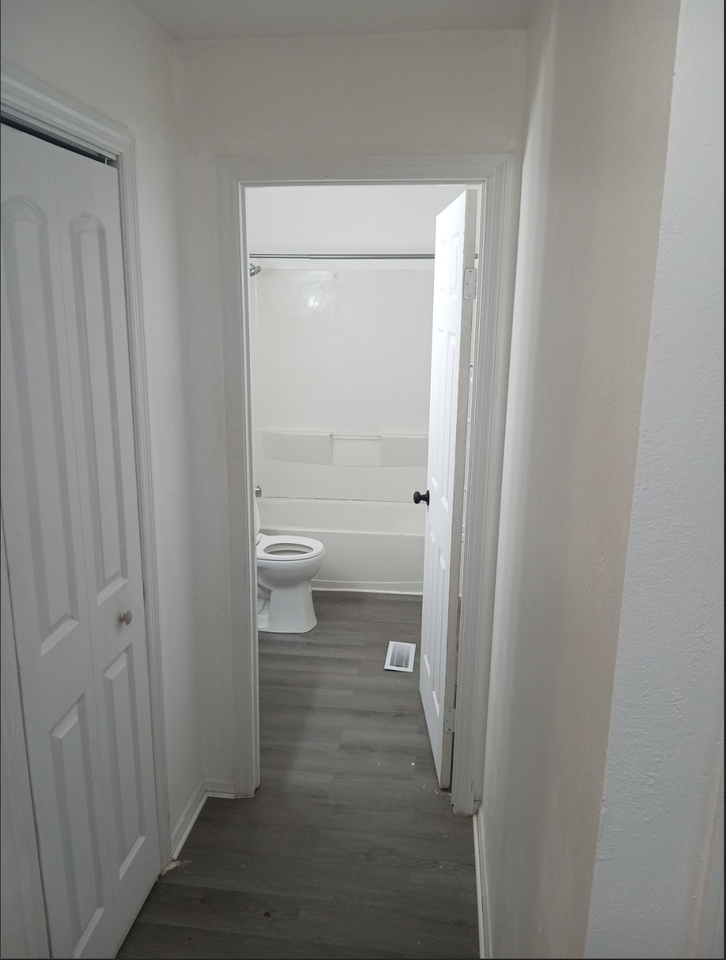 3570 Valencia St #3572 - Photo 6 of 35