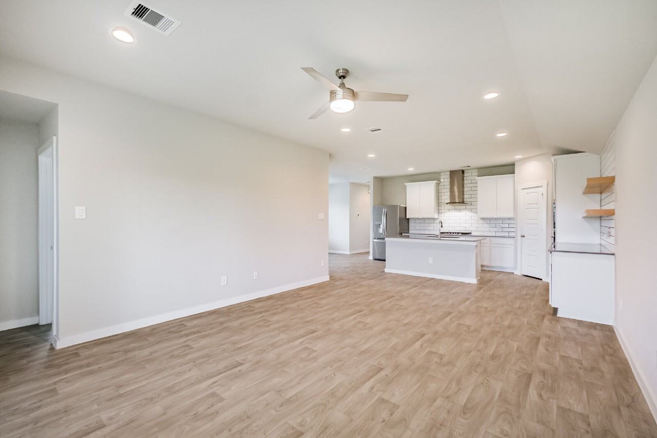 12534 Newport Arch Ln - Photo 5 of 29