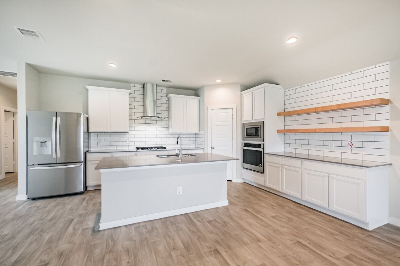 12534 Newport Arch Ln - Photo 6 of 29